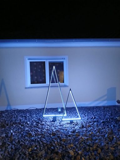 Tannenbaum mit Beleuchtung